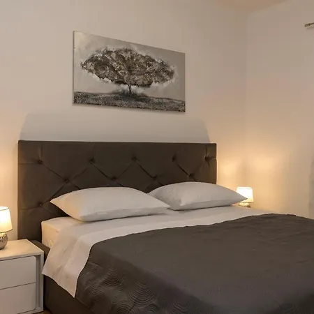 View Apartment *